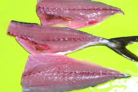 三枚おろしの手順とコツ！綺麗に捌いて気分は板前！