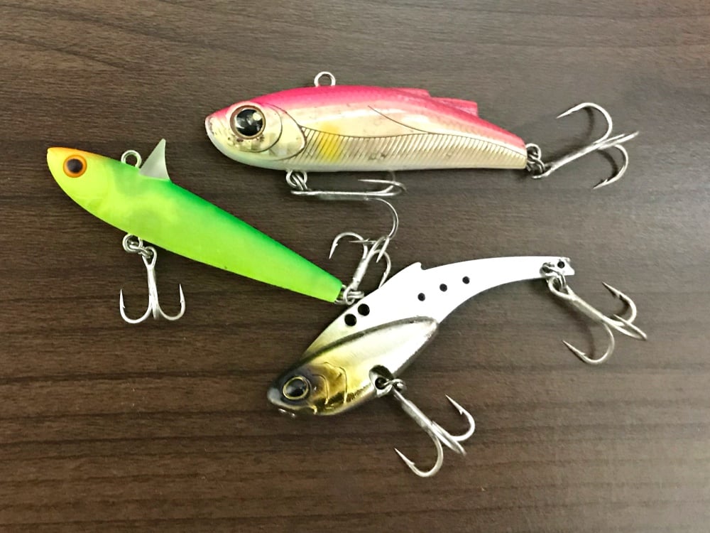 カマスルアーの使い方：バイブレーション編