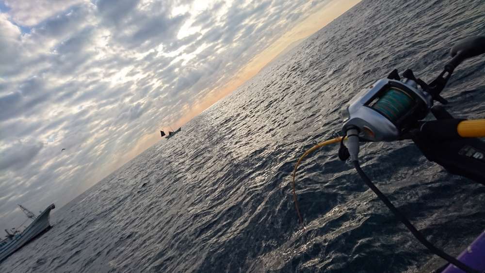 太刀魚テンヤは電動リールが楽